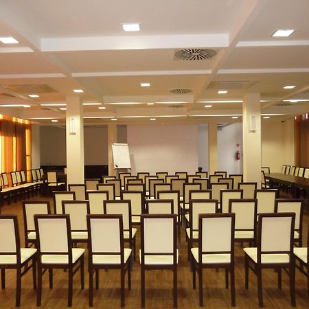 Hotel Aviator Kielce "Business Hotel Medical & Spa" Luaran gambar