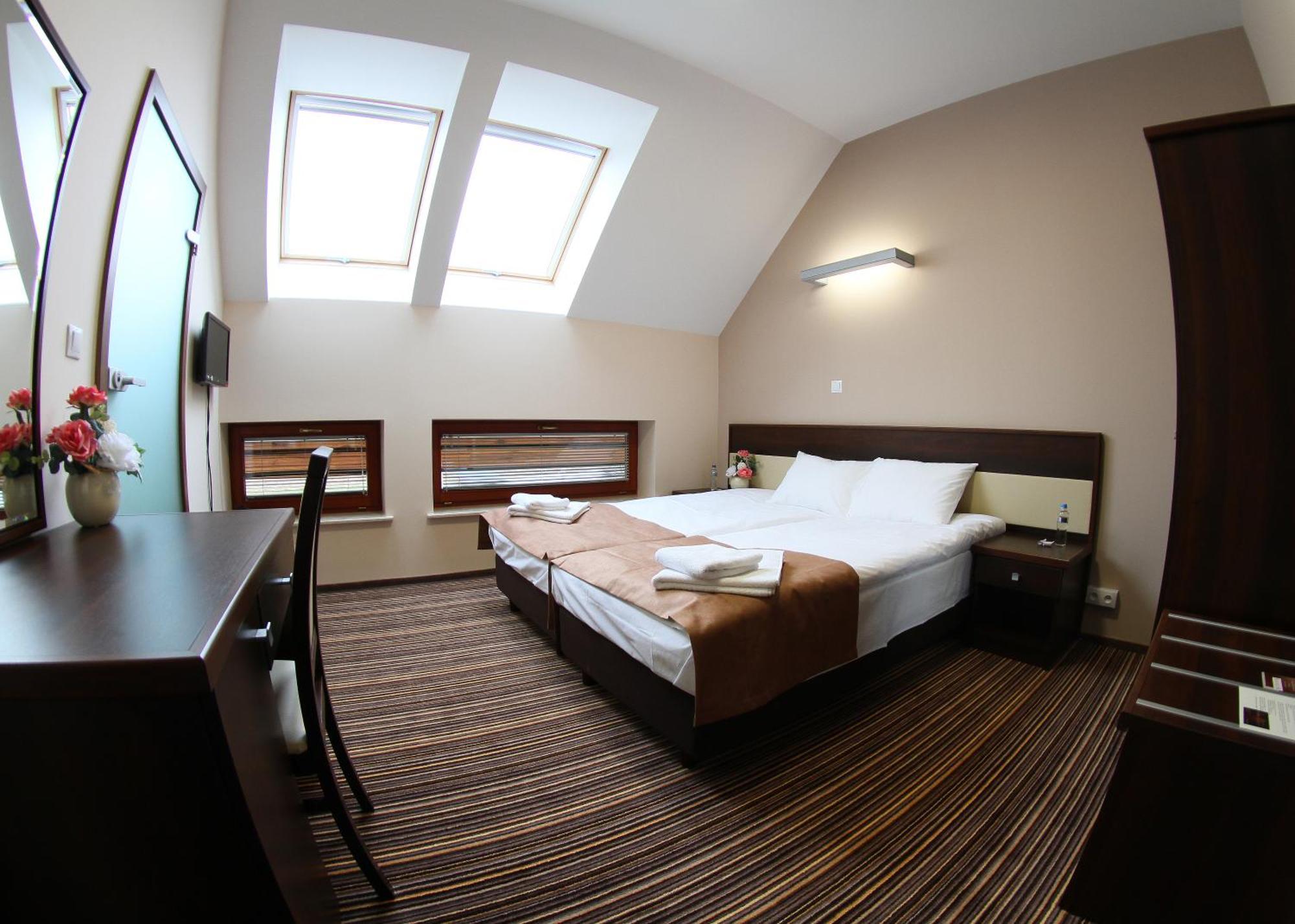 Hotel Aviator Kielce "Business Hotel Medical & Spa" Bilik gambar