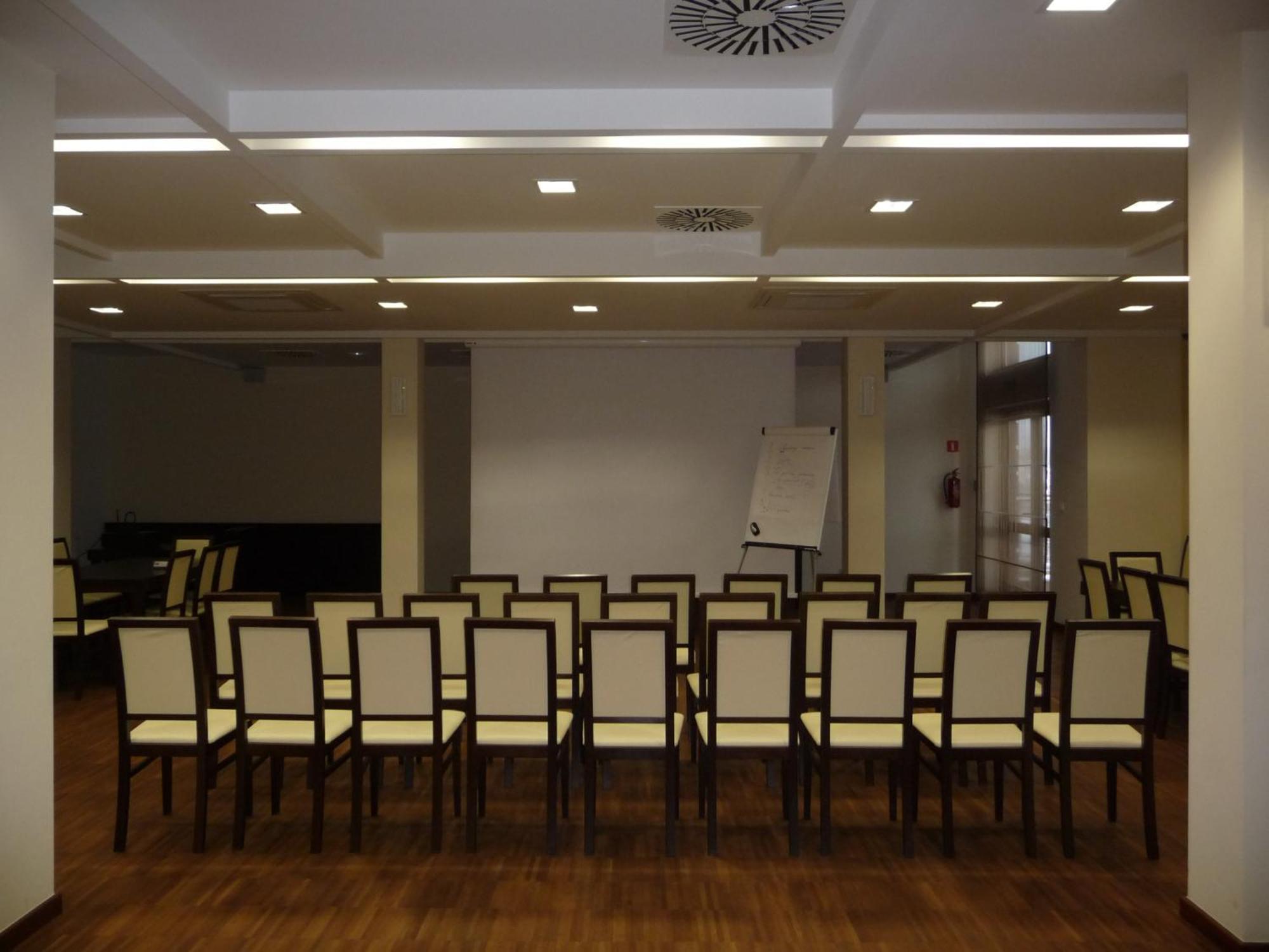 Hotel Aviator Kielce "Business Hotel Medical & Spa" Luaran gambar