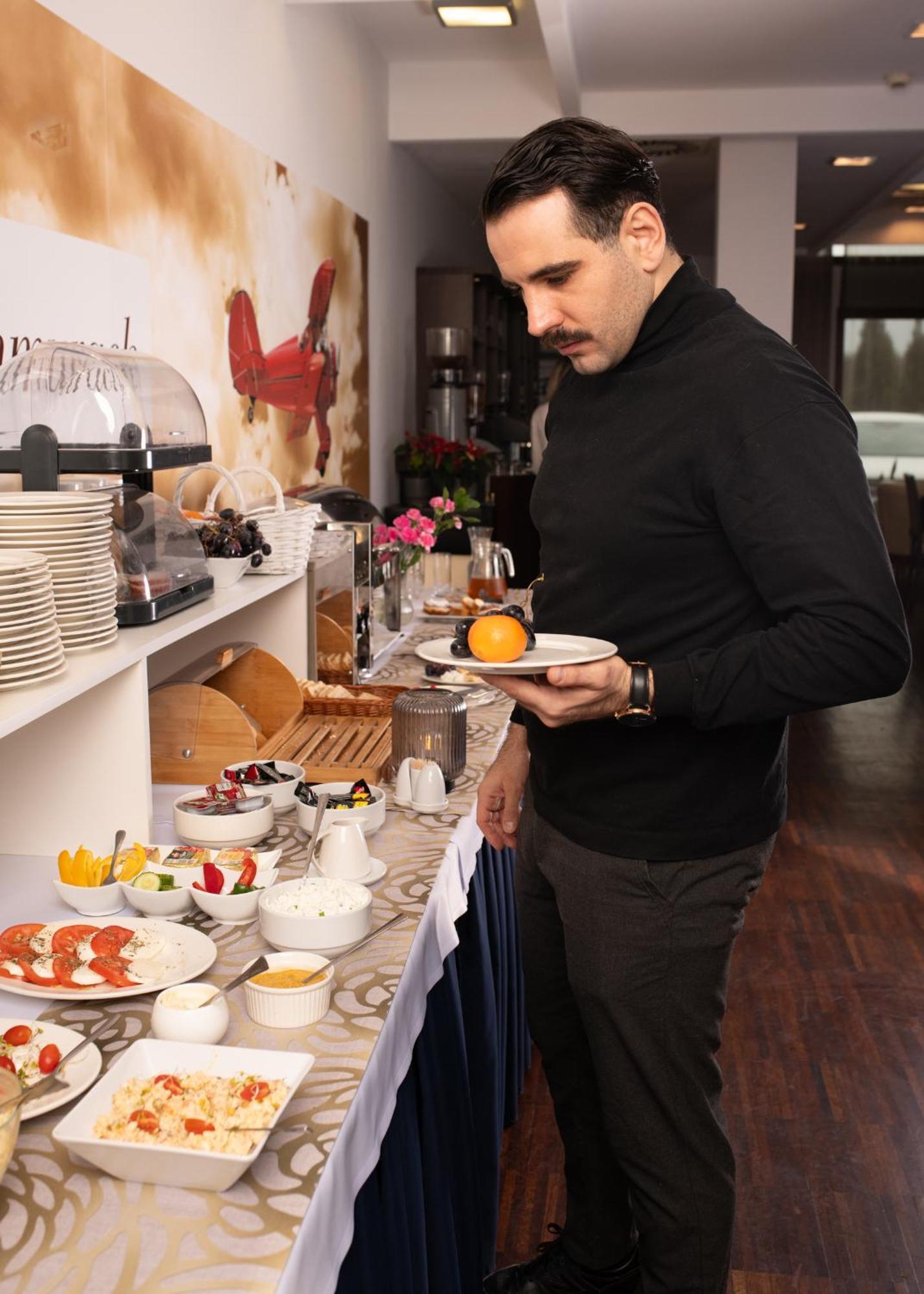 Hotel Aviator Kielce "Business Hotel Medical & Spa" Luaran gambar