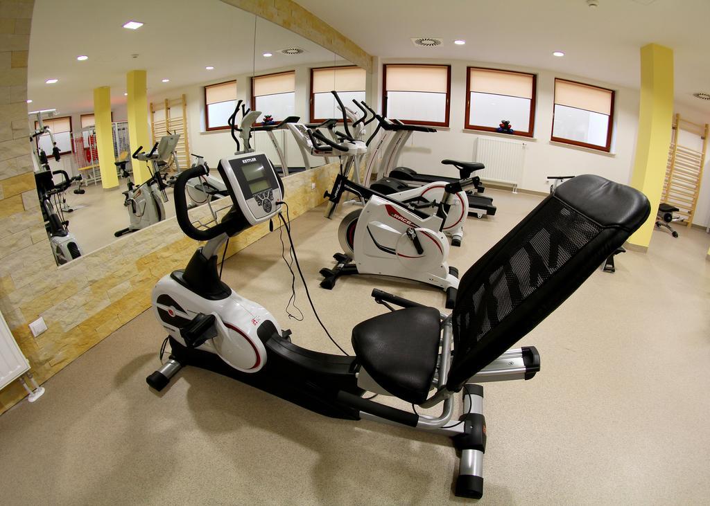 Hotel Aviator Kielce "Business Hotel Medical & Spa" Luaran gambar