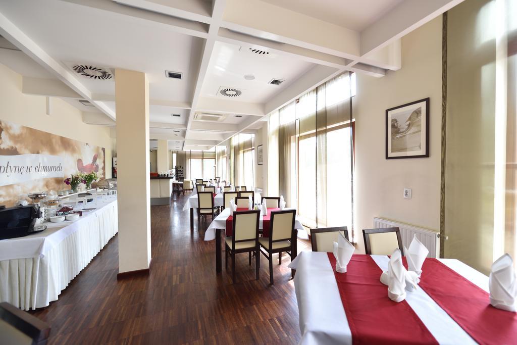 Hotel Aviator Kielce "Business Hotel Medical & Spa" Luaran gambar